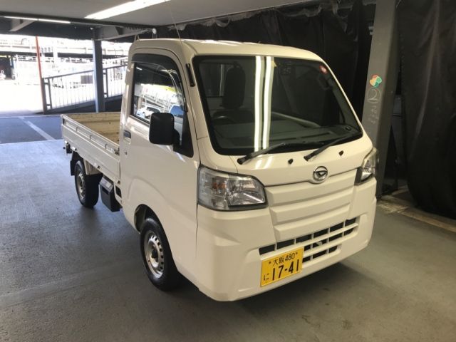 1072 DAIHATSU HIJET TRUCK S500P 2015 г. (NISSAN Osaka)